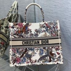 Christian Dior Shopping Bags